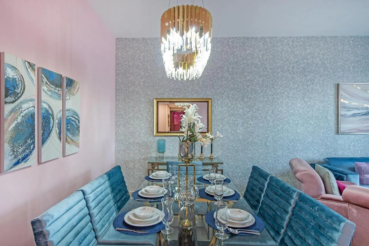Pelican Stay - Full Marina And Pool View Dubai Apartment